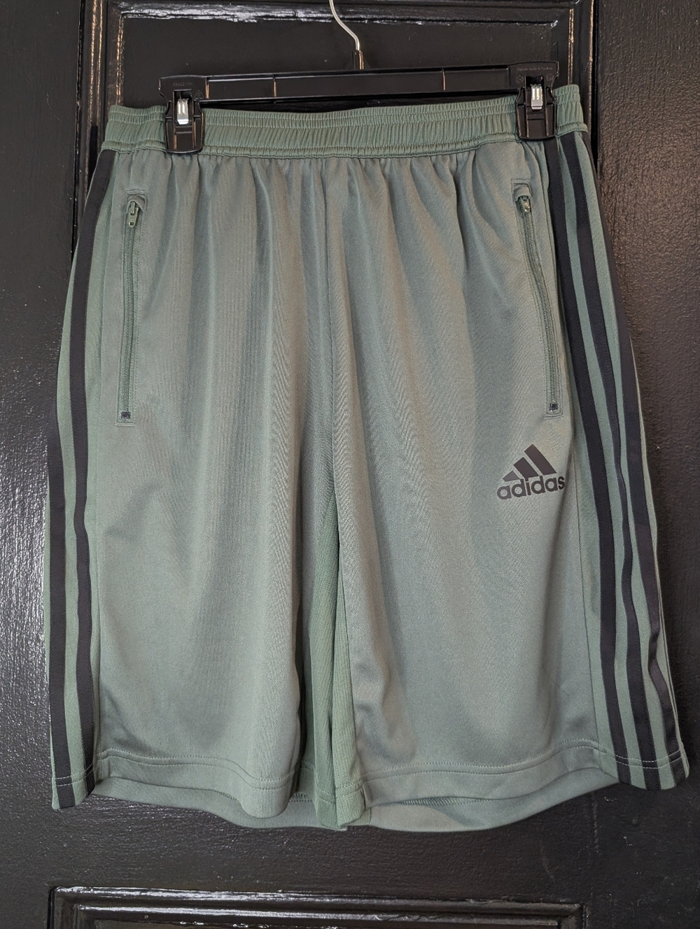 Adidas Shorts Men’s Green Athletic Shorts NEW